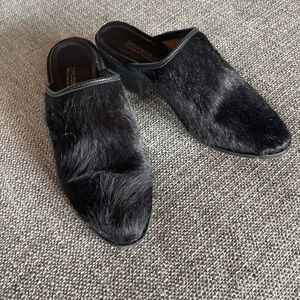 Los Angeles Apparel Pony Hair Mules Black Size 8